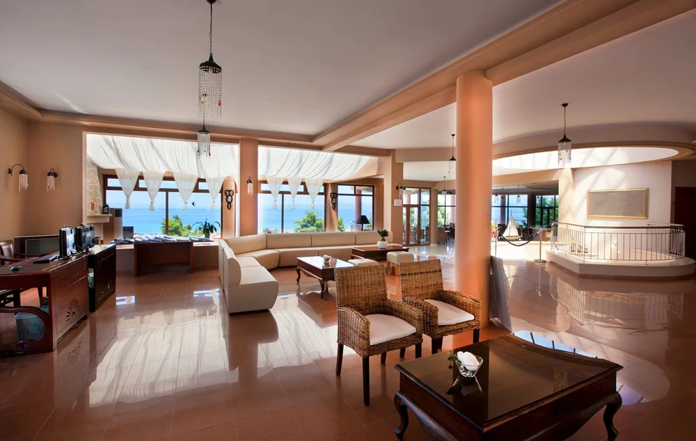 Хотел Alia Palace 3