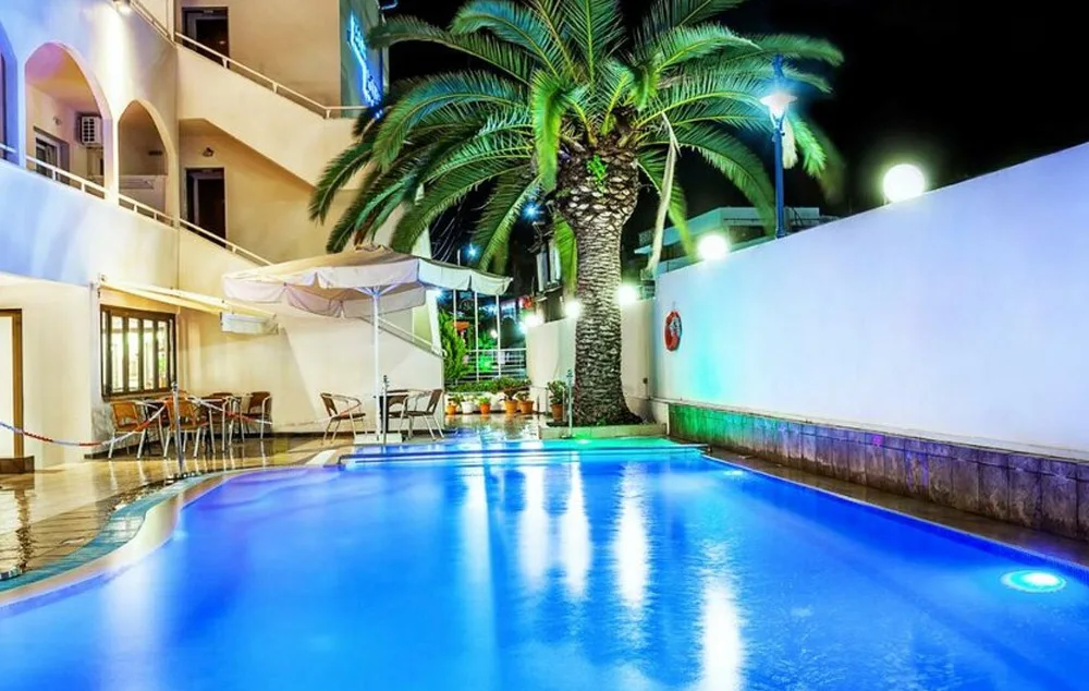 Хотел Elinotel Polis 4