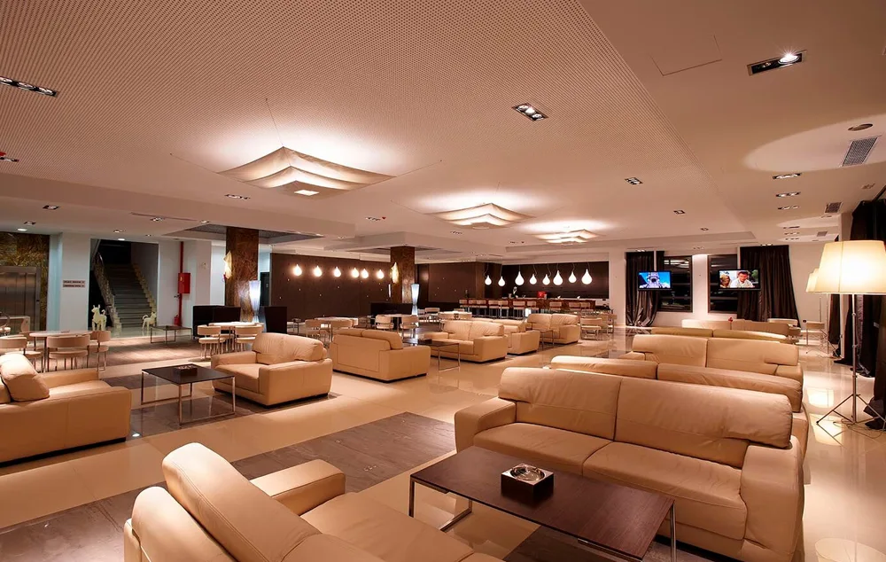 Хотел Istion Club 2