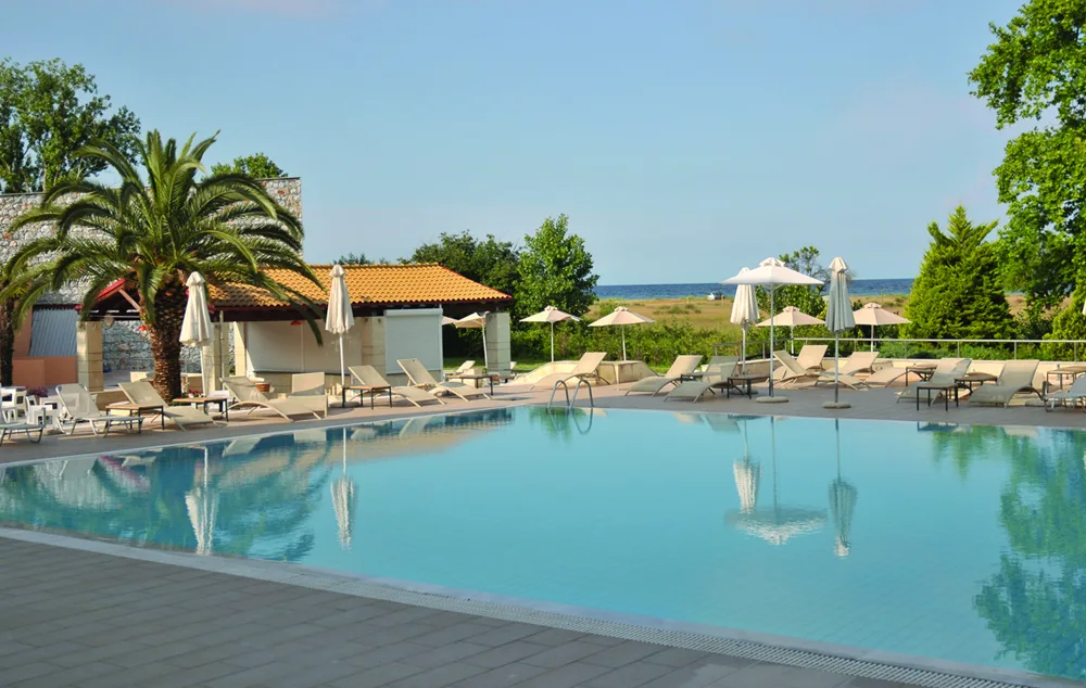 Хотел Olympian Bay Grand Resort 4