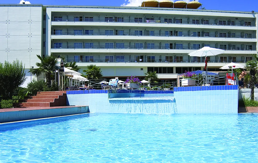 Хотел Olympian Bay Grand Resort 5