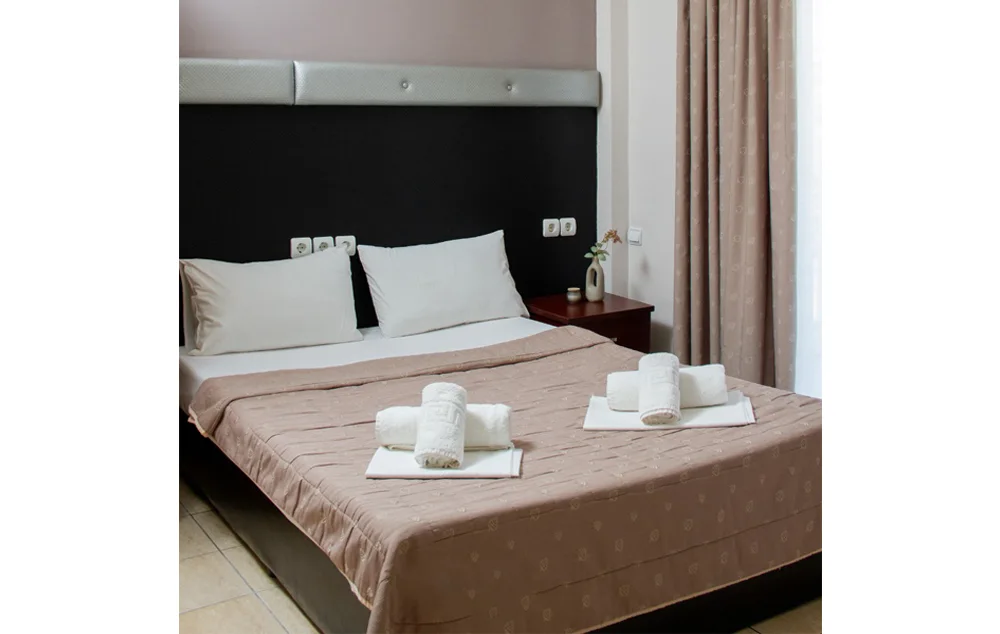 Хотел Paralia Inn 2