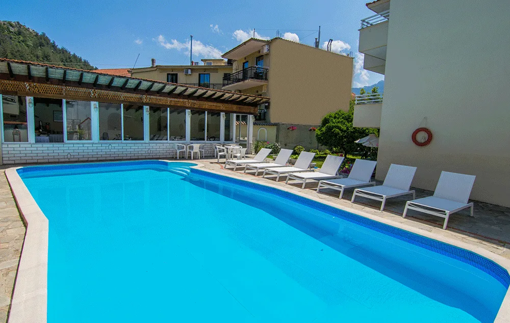 Хотел Philoxenia Inn 3