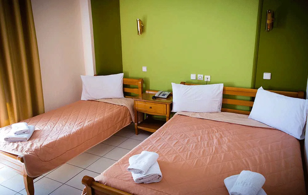 Хотел Philoxenia Inn 5