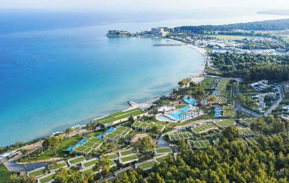 Хотел Sani Club 2